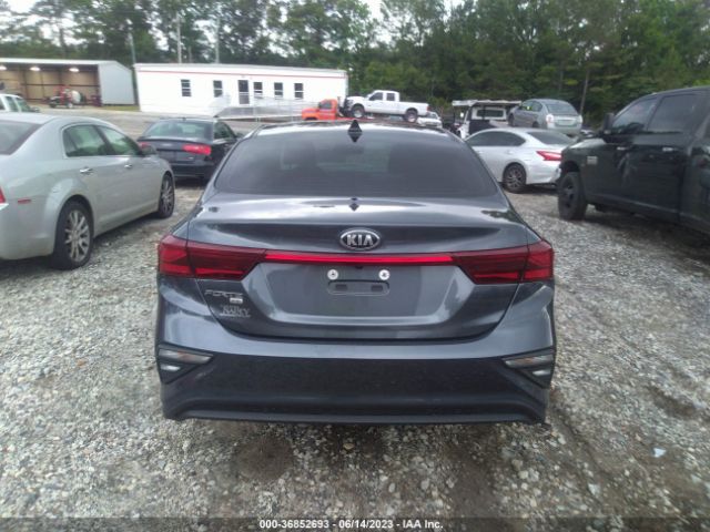 3KPF24AD1ME339957 KIA FORTE FE