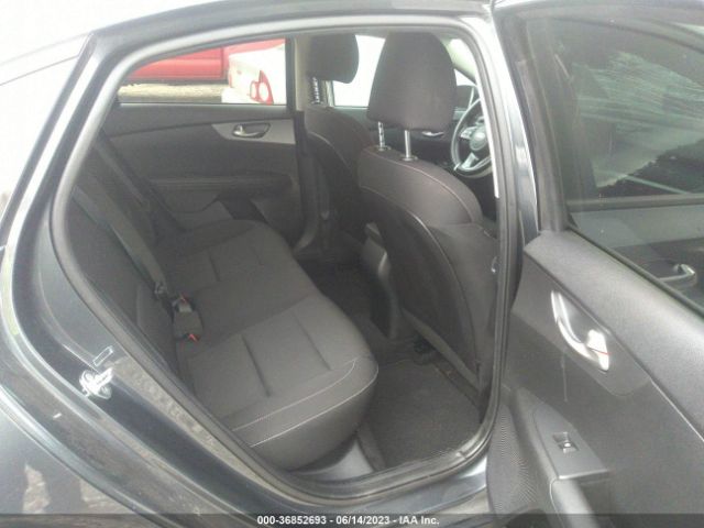 3KPF24AD1ME339957 KIA FORTE FE