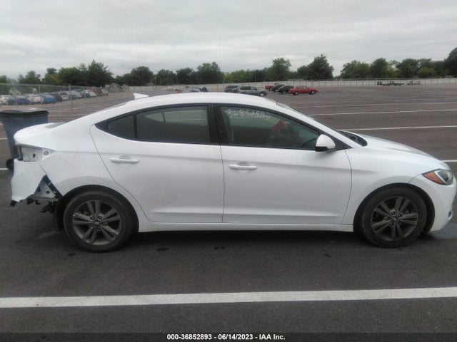 Hyundai ELANTRA SEL 2018 5NPD84LF4JH233451 Image 14