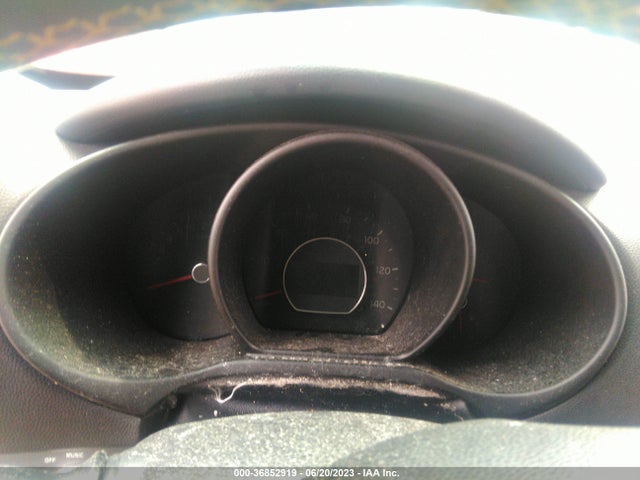 KIA SOUL + 2015 KNDJP3A5XF7751893 Image 14