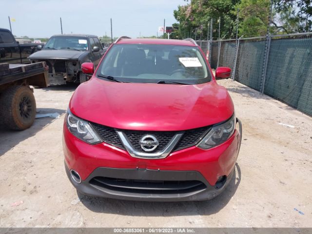 JN1BJ1CP2HW009122 Nissan Rogue Sport Sl