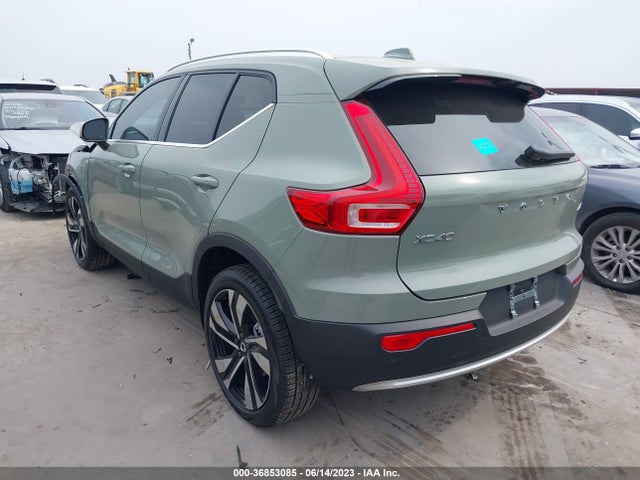 2023 VOLVO XC40 ULTIMATE BRIGHT THEME VIN: YV4L12UA0P2077858