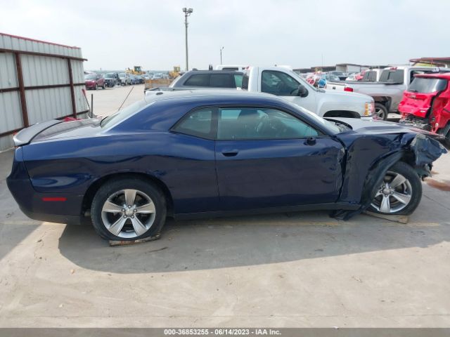2C3CDZAG6GH108330 Dodge Challenger Sxt