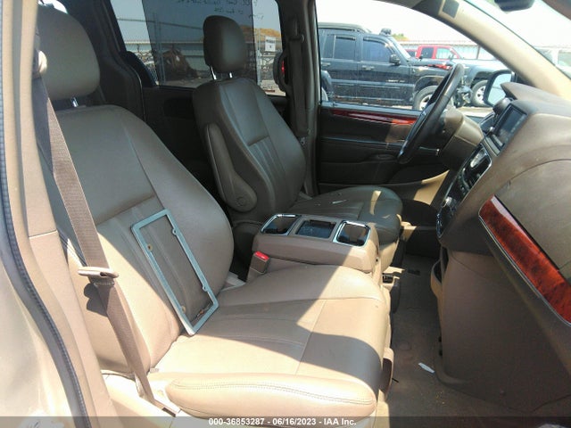 2C4RC1CG5ER164970 Chrysler Town & Country Touring-l