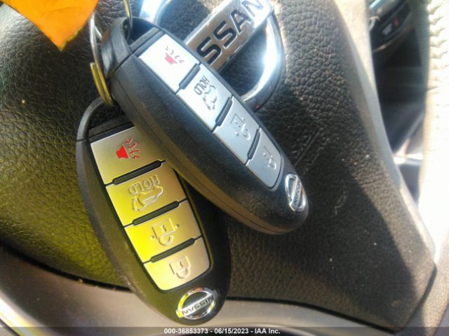 5N1AT2MV9FC920483 Nissan Rogue Sl