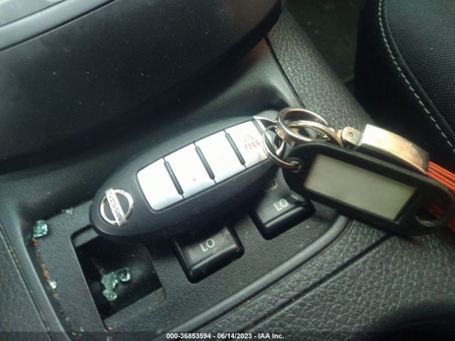 3N1AB7AP5HY226977 Nissan SENTRA SV