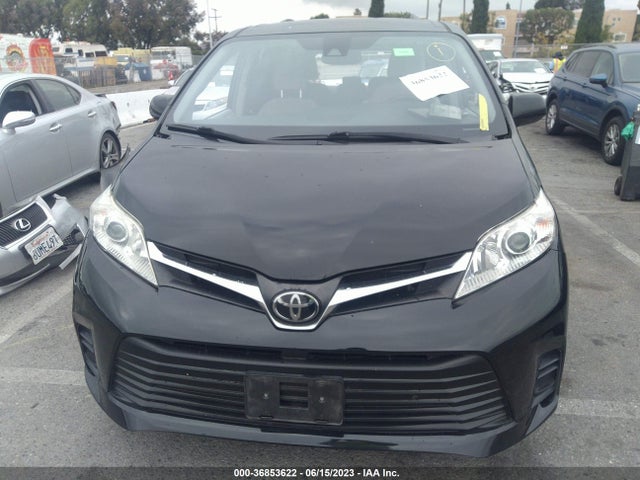 Toyota SIENNA LE 2019 5TDKZ3DC3KS004581 Image 12
