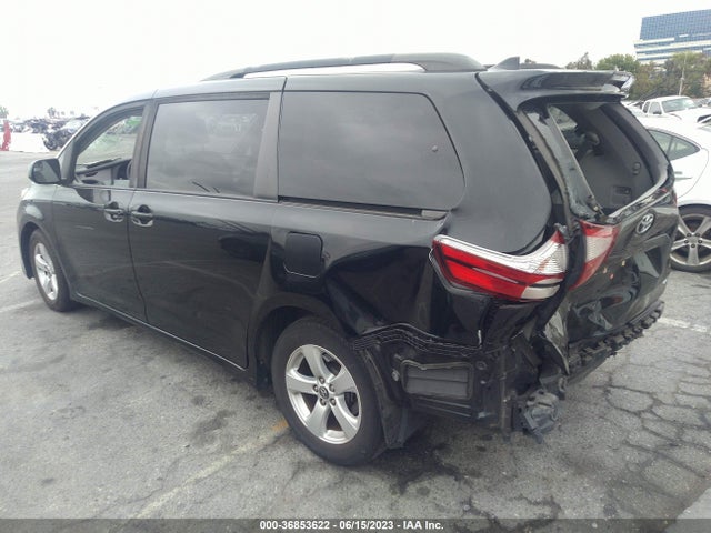 Toyota SIENNA LE 2019 5TDKZ3DC3KS004581 Image 3