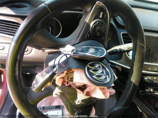 1G4ZP5SS0HU144193 Buick Lacrosse Essence