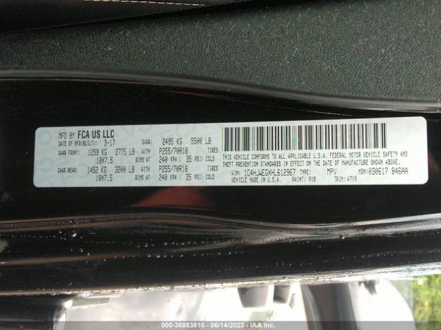 1C4HJWEGXHL612967 Jeep Wrangler Unlimited Sahara