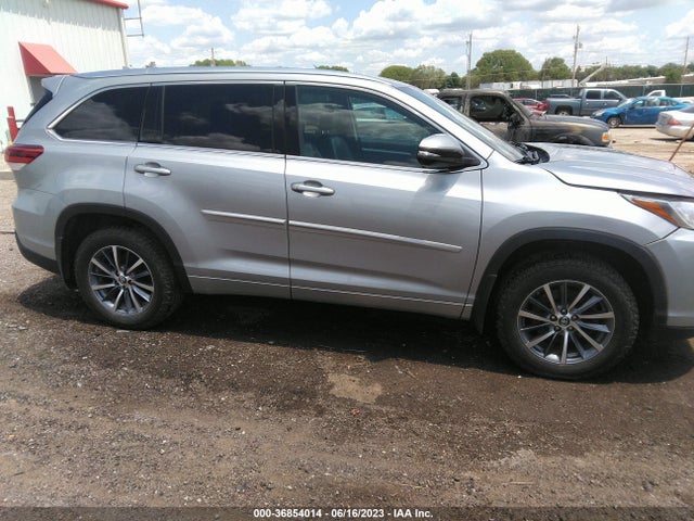 Toyota Highlander Xle/se 2017 5TDJZRFH8HS481927 Image 13