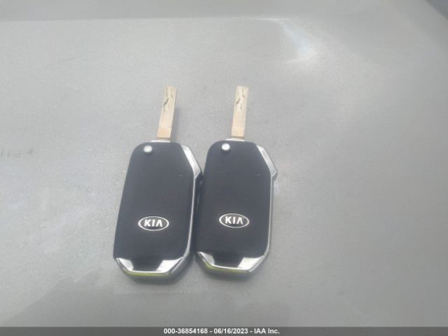 KNDEPCAA8M7155578 KIA Seltos Lx