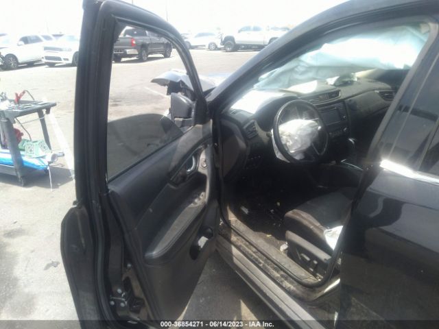 JN8AT2MV5LW103112 Nissan ROGUE SV