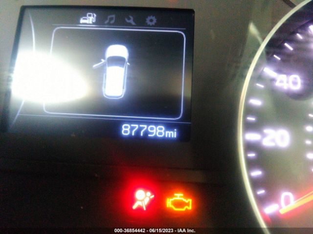 KNDPN3AC1H7280038 KIA Sportage Ex