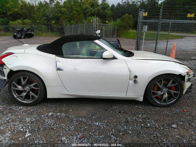 2015 Nissan Z, VIN: JN1AZ4FH2FM430079