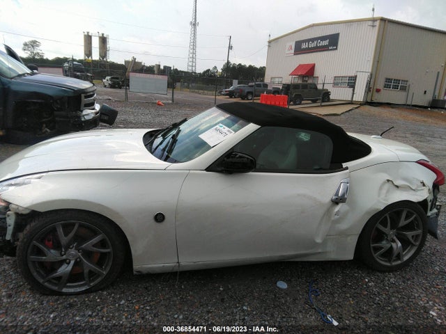 2015 Nissan Z, VIN: JN1AZ4FH2FM430079