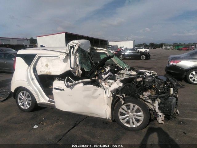 2020 KIA SOUL LX VIN: KNDJ23AU2L7084089
