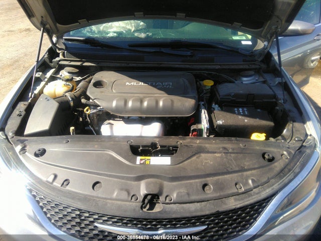 Chrysler 200 Limited Platinum 2017 1C3CCCAB6HN501726 Image 10