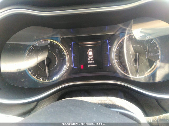 Chrysler 200 Limited Platinum 2017 1C3CCCAB6HN501726 Image 7