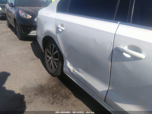 3VWDB7AJ4JM231832 Volkswagen Jetta 1.4t