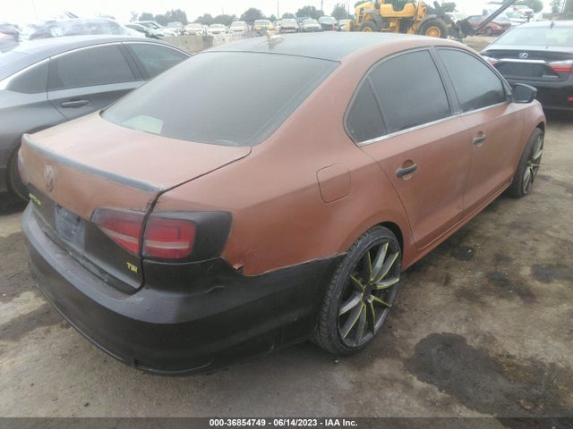 3VWD07AJ5FM357243 Volkswagen Jetta Sedan 1.8t Se W/connectivity