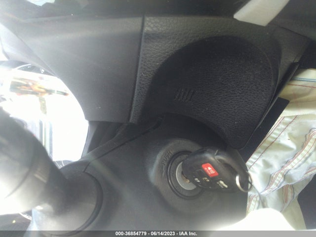 Toyota Corolla L/le/s/s Plus/le Plus 2014 2T1BURHE1EC064031 Image 3