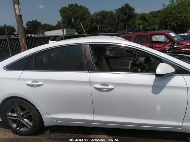 Hyundai SONATA SE 2015 5NPE24AF3FH166650 Image 13