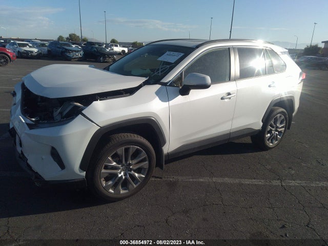 Toyota Rav4 Xle Premium 2022 JTMA1RFV0ND086404 Image 2