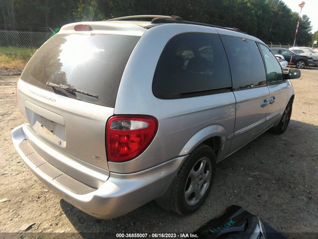 2002 DODGE GRAND CARAVAN ES VIN: 2B4GP54L02R539557