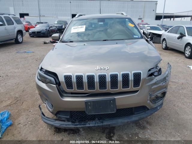 1C4PJLCB4KD285033 Jeep Cherokee Latitude