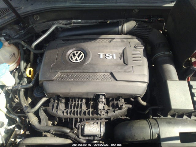 1VWAT7A38FC076275 Volkswagen Passat 1.8t Wolfsburg Ed