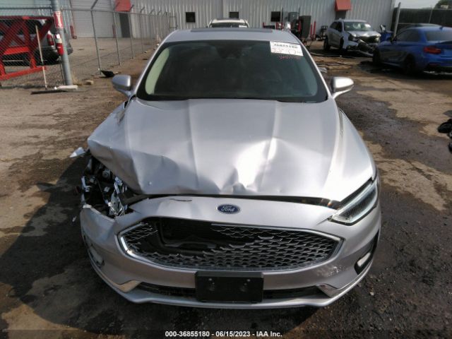 3FA6P0RU7KR109947 Ford Fusion Hybrid Titanium