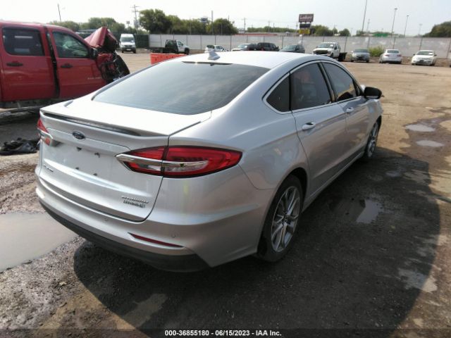 3FA6P0RU7KR109947 Ford Fusion Hybrid Titanium