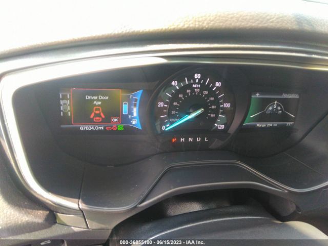 3FA6P0RU7KR109947 Ford Fusion Hybrid Titanium