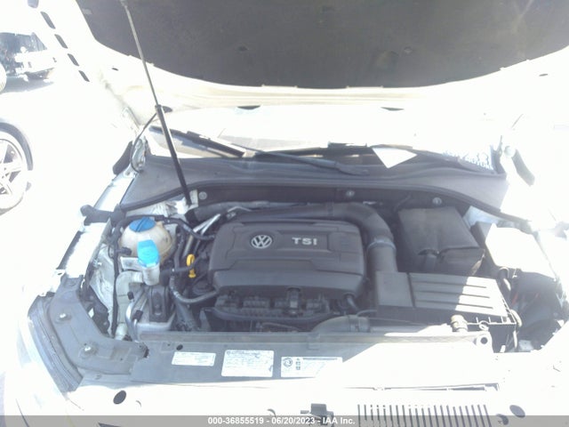 1VWAT7A36EC074961 Volkswagen Passat Wolfsburg Ed