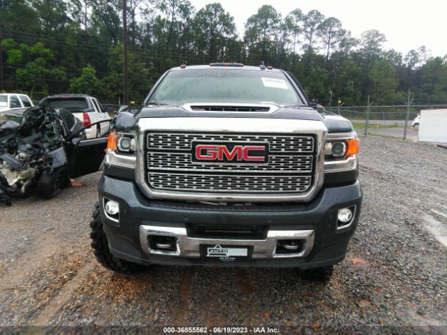 1GT12SEY4KF113412 GMC Sierra 2500hd Denali