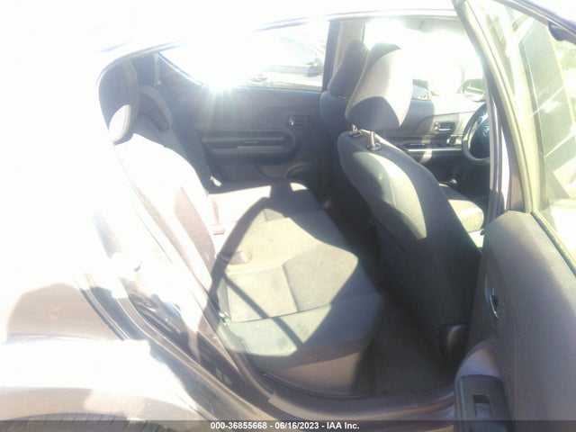 Toyota Prius C One/two/three/four 2015 JTDKDTB35F1583299 Image 14