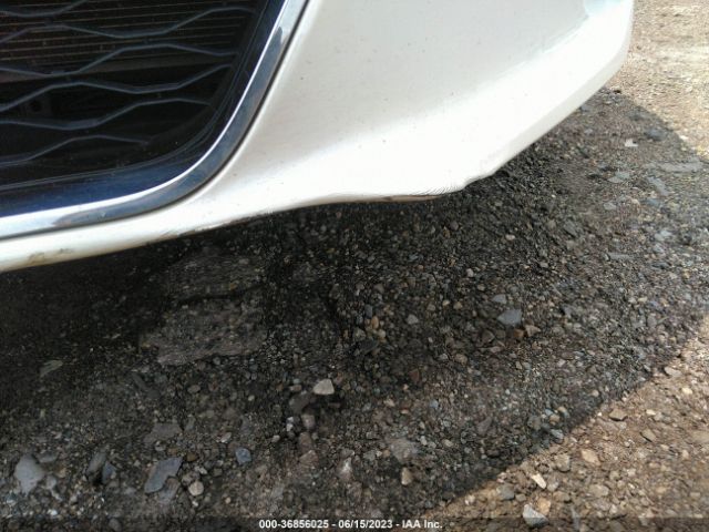 1N4AA6AP0JC371777 Nissan MAXIMA SV