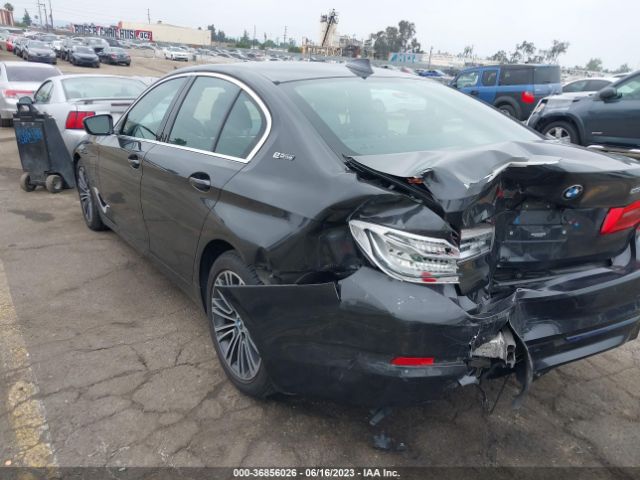 WBAJA9C56KB399062 BMW 5 Series 530e Iperformance