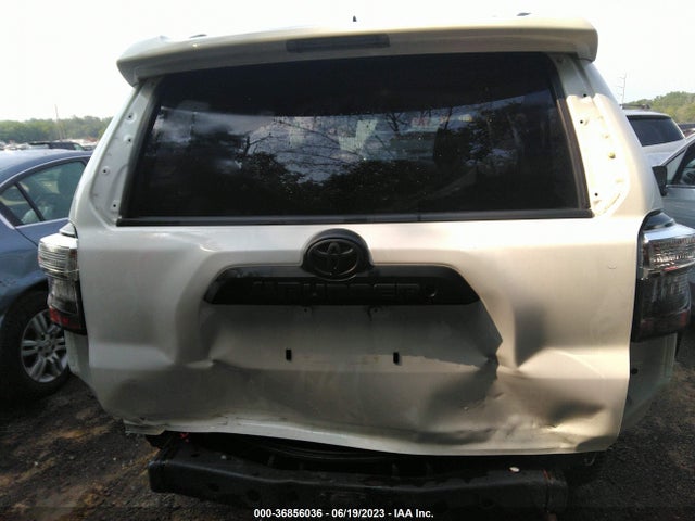 Toyota 4runner Trd Off Road 2020 JTEBU5JRXL5794807 Image 17