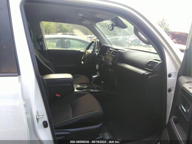 Toyota 4runner Trd Off Road 2020 JTEBU5JRXL5794807 Image 5