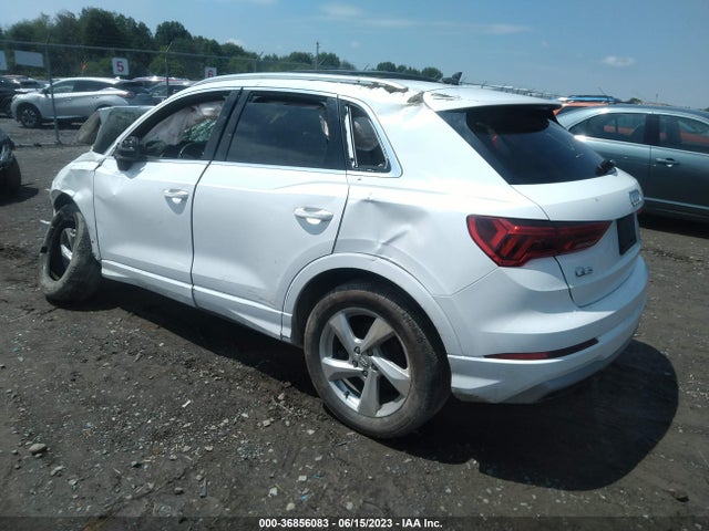 WA1AECF33K1075226 Audi Q3 PREMIUM