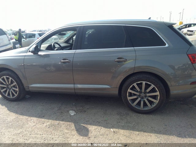 WA1LAAF77HD046976 Audi Q7 Premium Plus