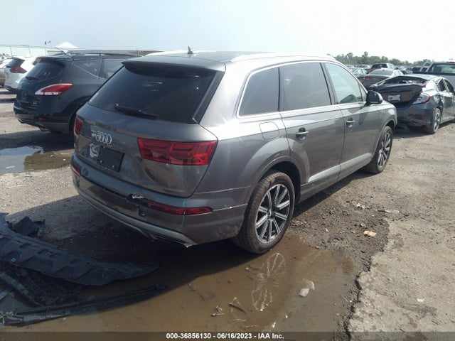 WA1LAAF77HD046976 Audi Q7 Premium Plus