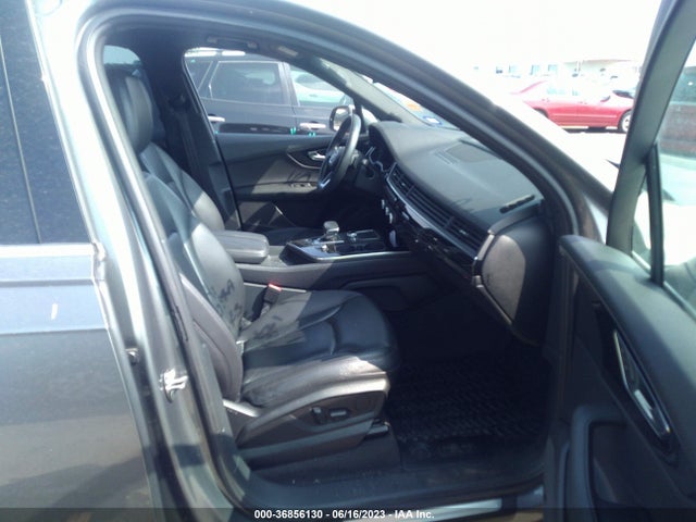 WA1LAAF77HD046976 Audi Q7 Premium Plus