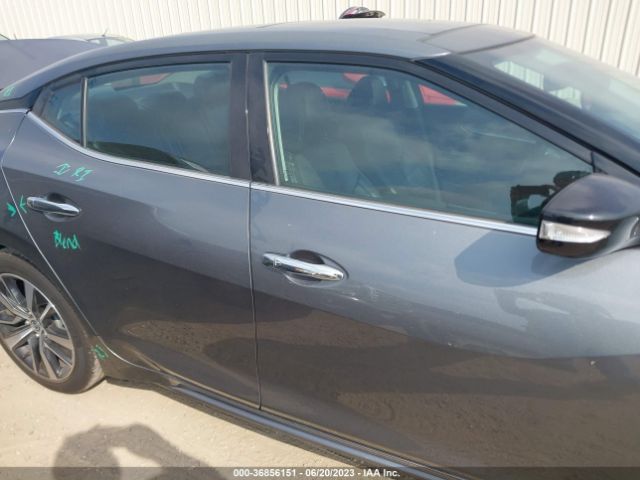 1N4AA6AVXKC369065 Nissan MAXIMA SL