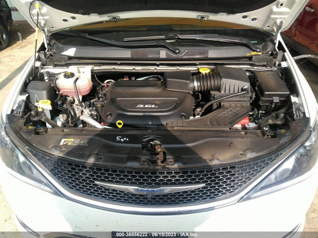 2C4RC1GG9HR703332 Chrysler Pacifica Limited