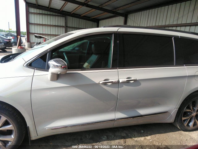 2C4RC1GG9HR703332 Chrysler Pacifica Limited