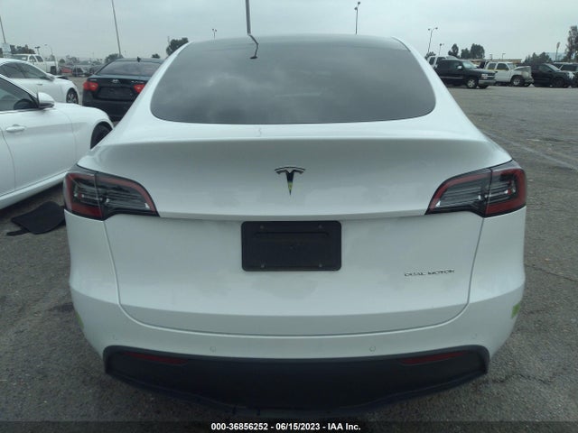 5YJYGDEE5MF241425 Tesla Model Y Long Range