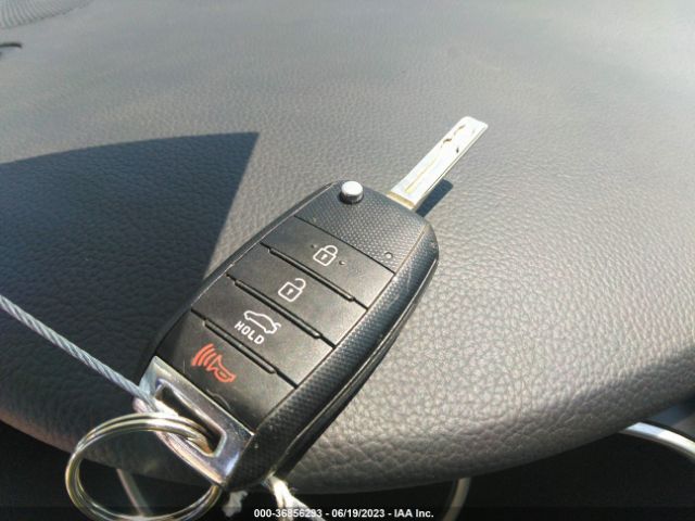 KNAGM4A73F5611669 KIA Optima Lx